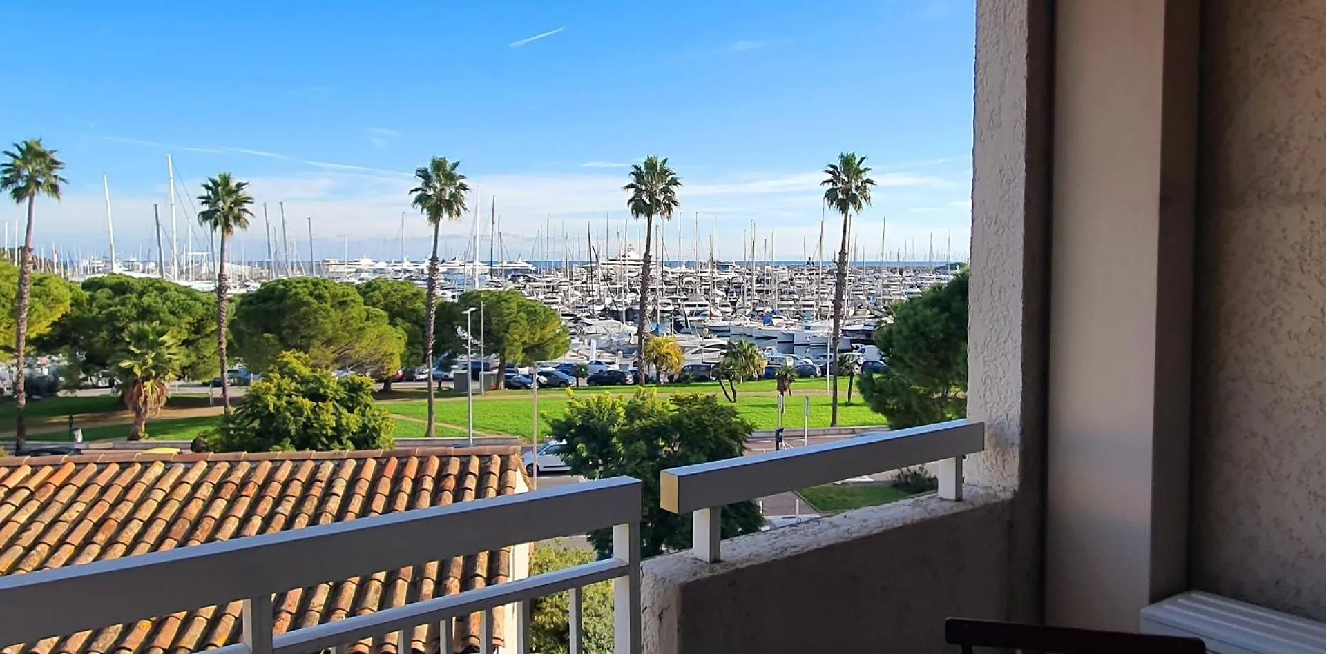 Apartment Grand Studio Vue Mer A Antibes