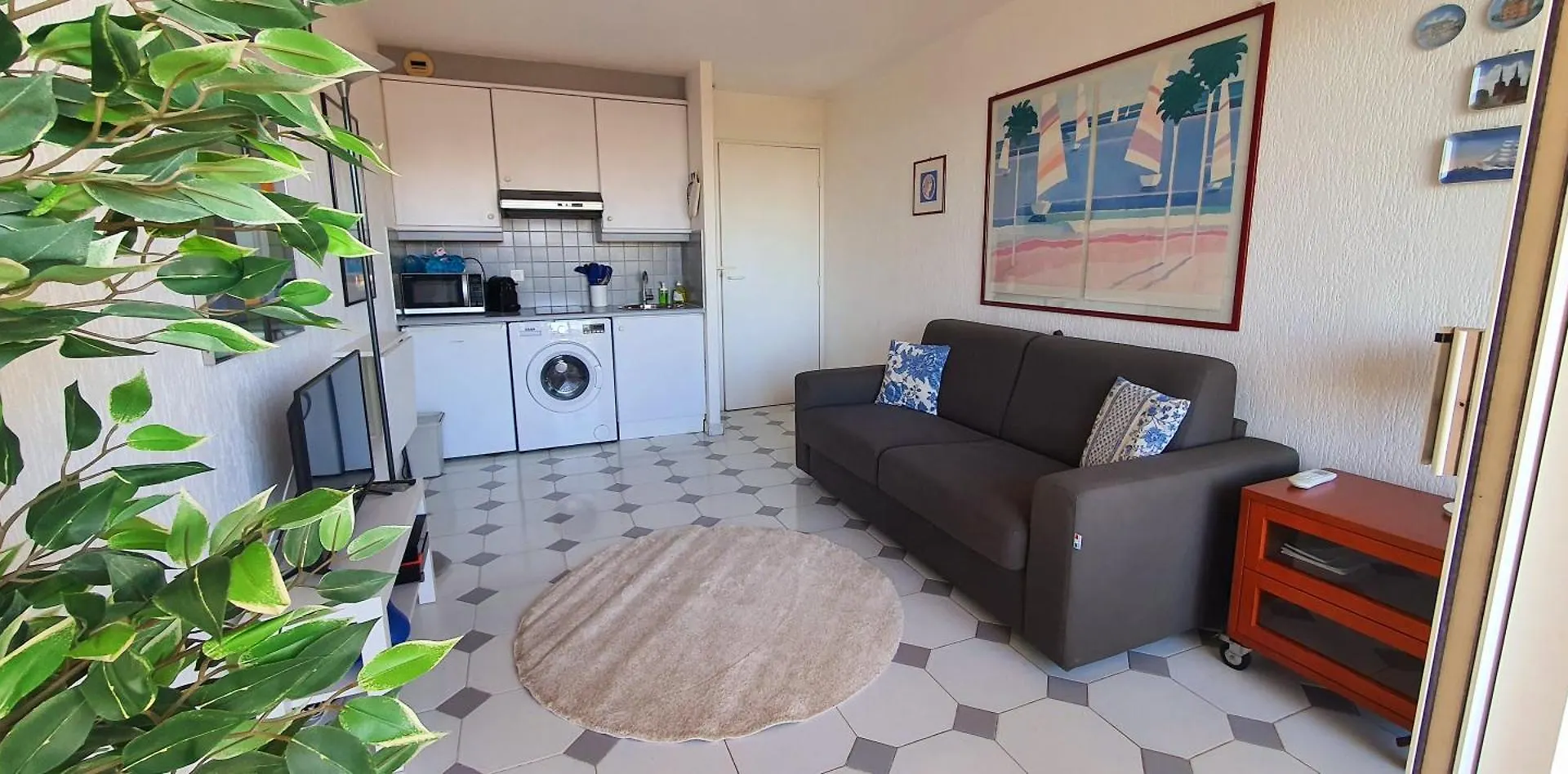 Apartment Grand Studio Vue Mer A Antibes France