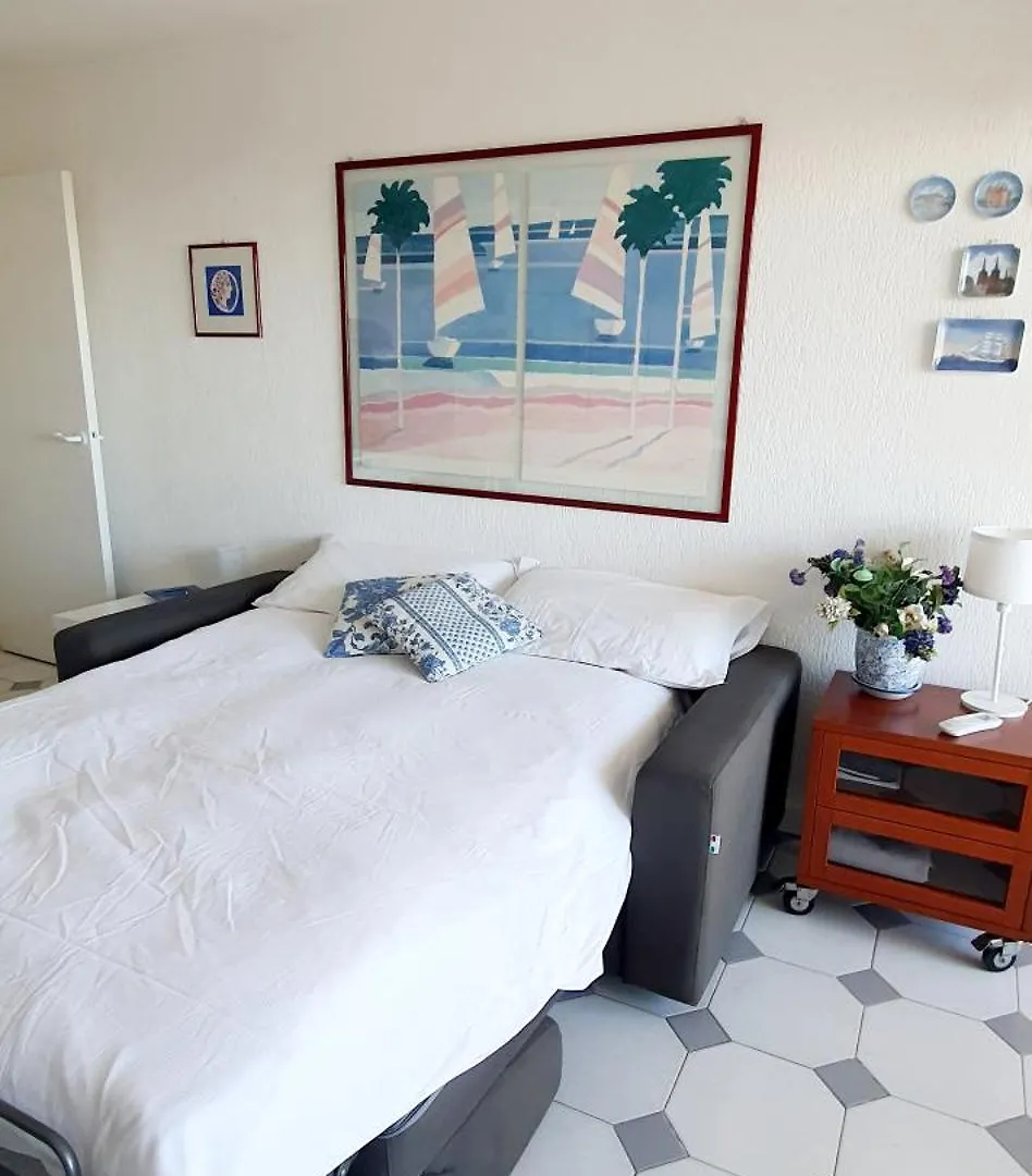 Apartment Grand Studio Vue Mer A Antibes